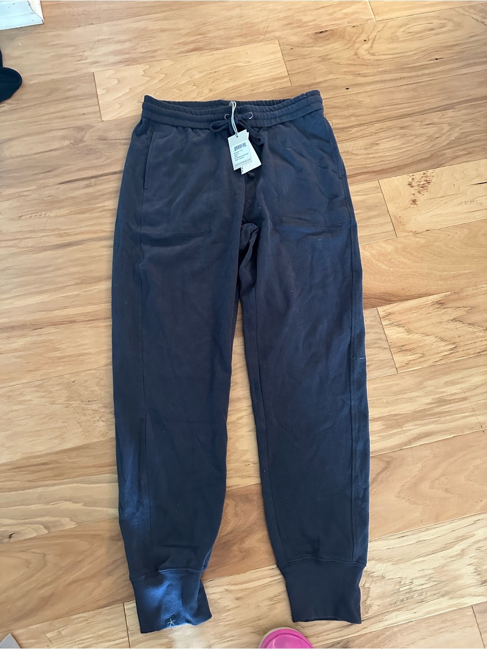 Barefoot Dreams indigo brushed jersey Jogger Sweatpants nwt small Malibu pockets